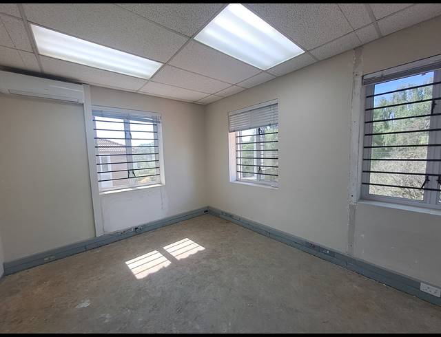 218M² OFFICE TO LET IN CRAIGHALL